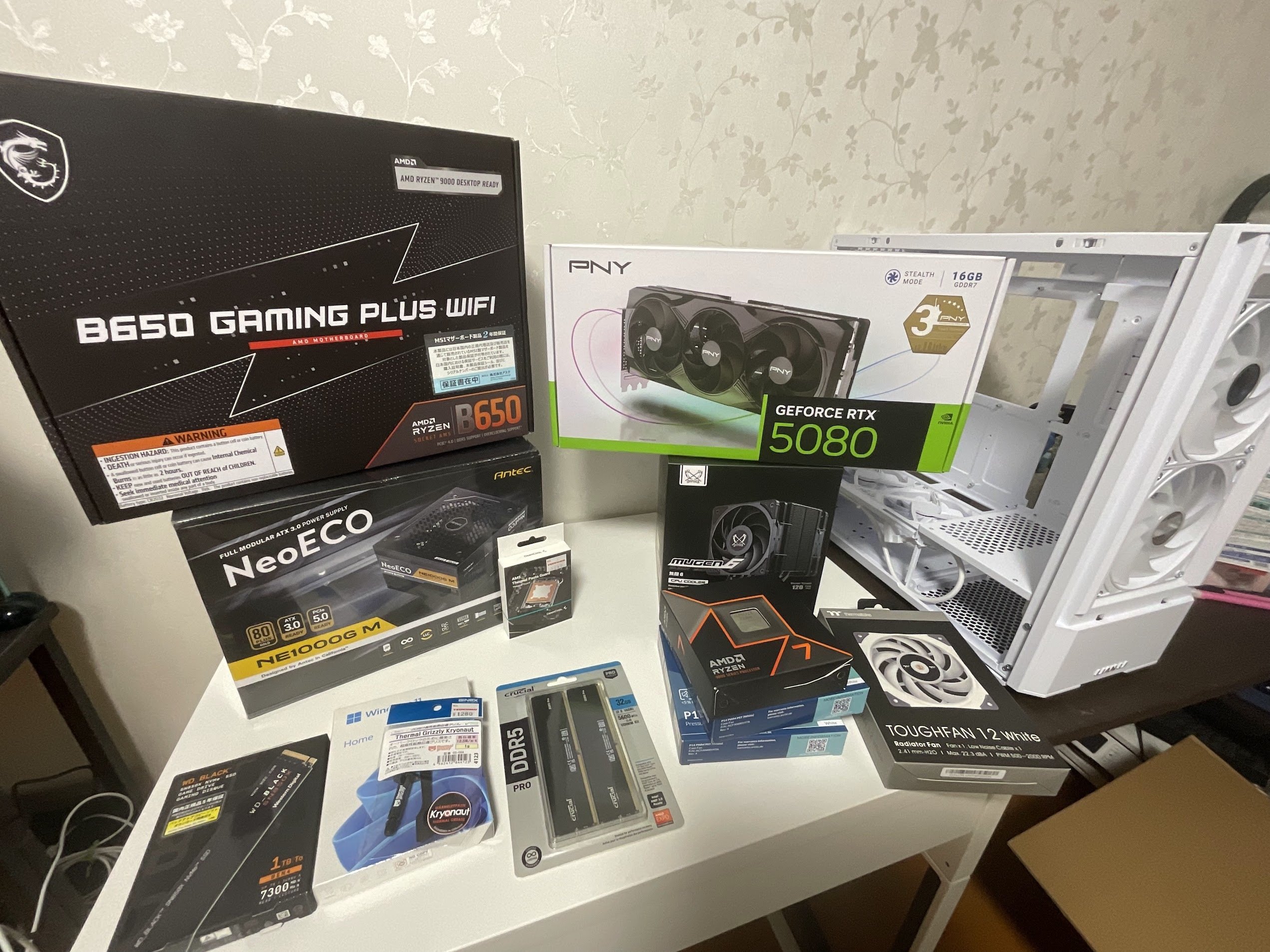 🧩 自作PC：Ryzen 7 9700X × RTX 5080 ｜Unicorn