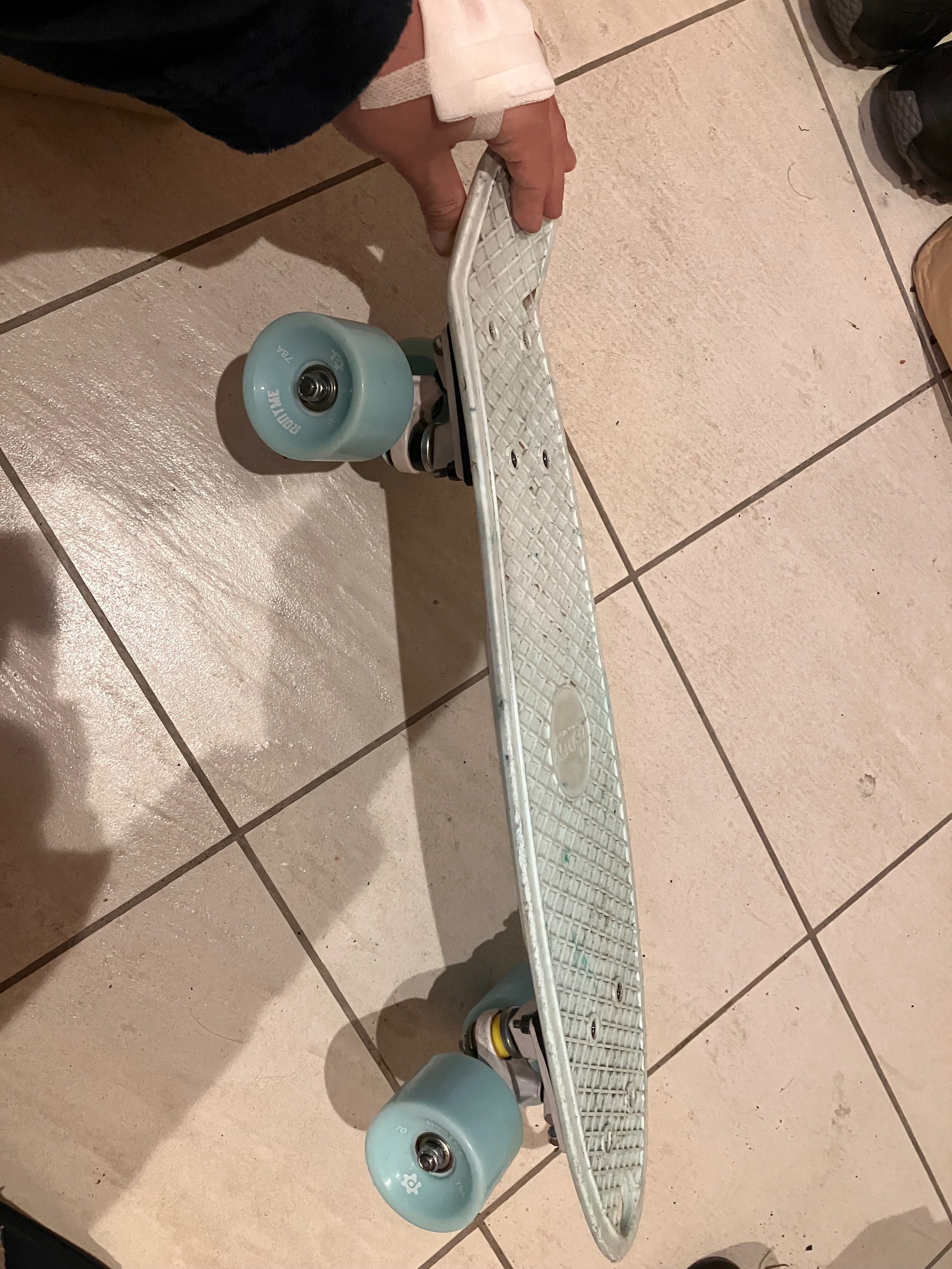 ペニー22インチ ウィール変えた｜ゴリラの胸叩き