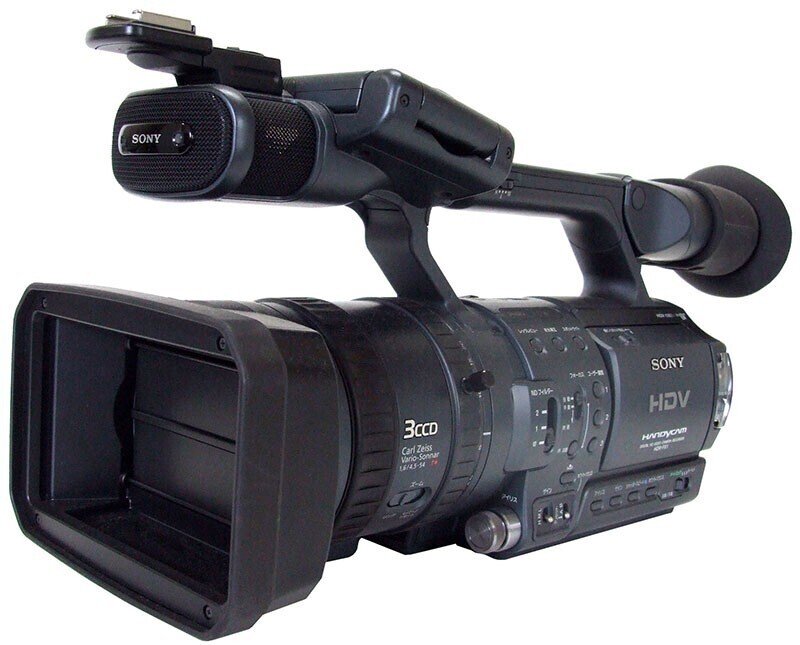 私のカメラ・ビデオ遍歴 《第2話》｜I'm a graphic designer