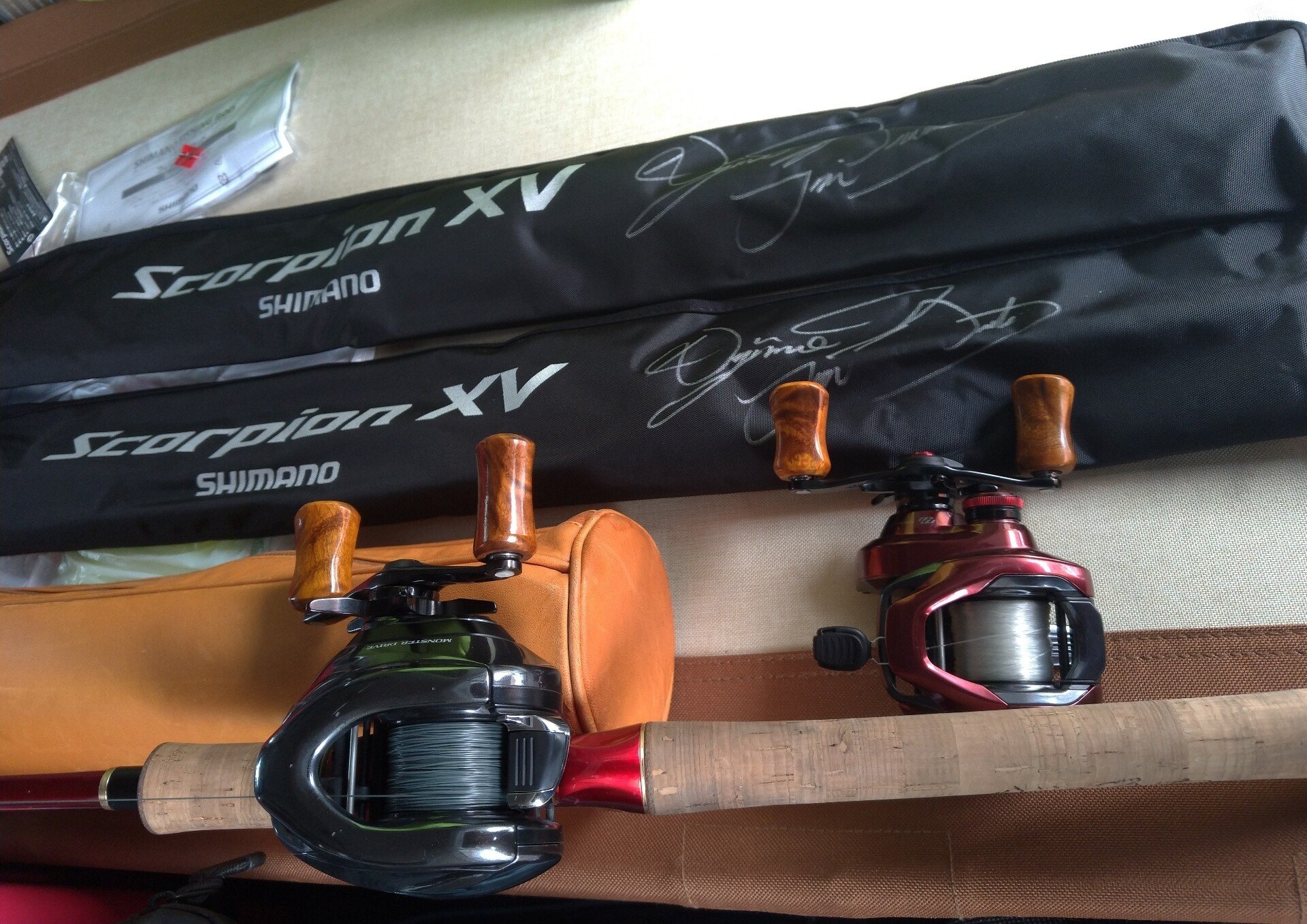 スコーピオンXTを彷彿とさせるキッズ用のフリースタイルロッド