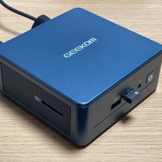 SkyBarium、Ryzen 7 5825U搭載のミニPCが 38,900円。電源はUSB-C、同筐