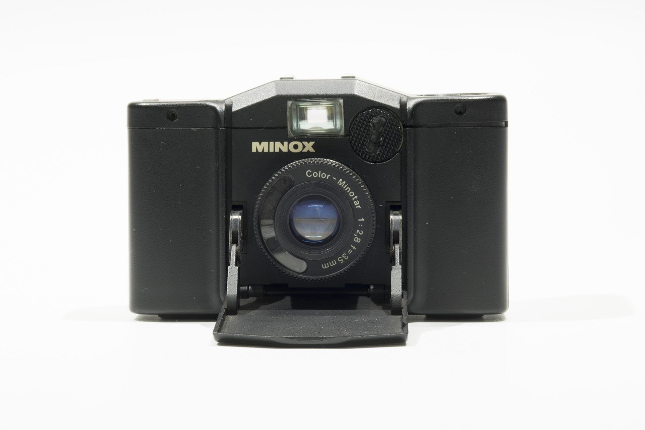 ミノックス・Color-Minotar 35mm f/2.8をデジタルで撮る｜Takahashi Toshio