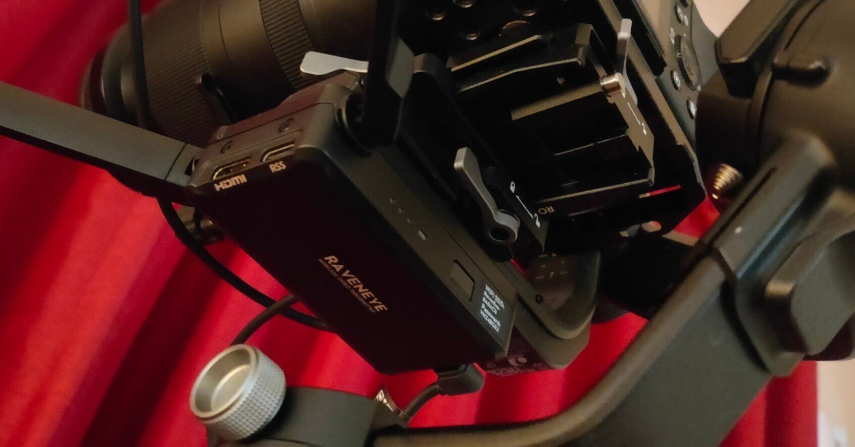 遂に発見！】 DJI Ronin 映像トランスミッター RavenEye を RSC2 から