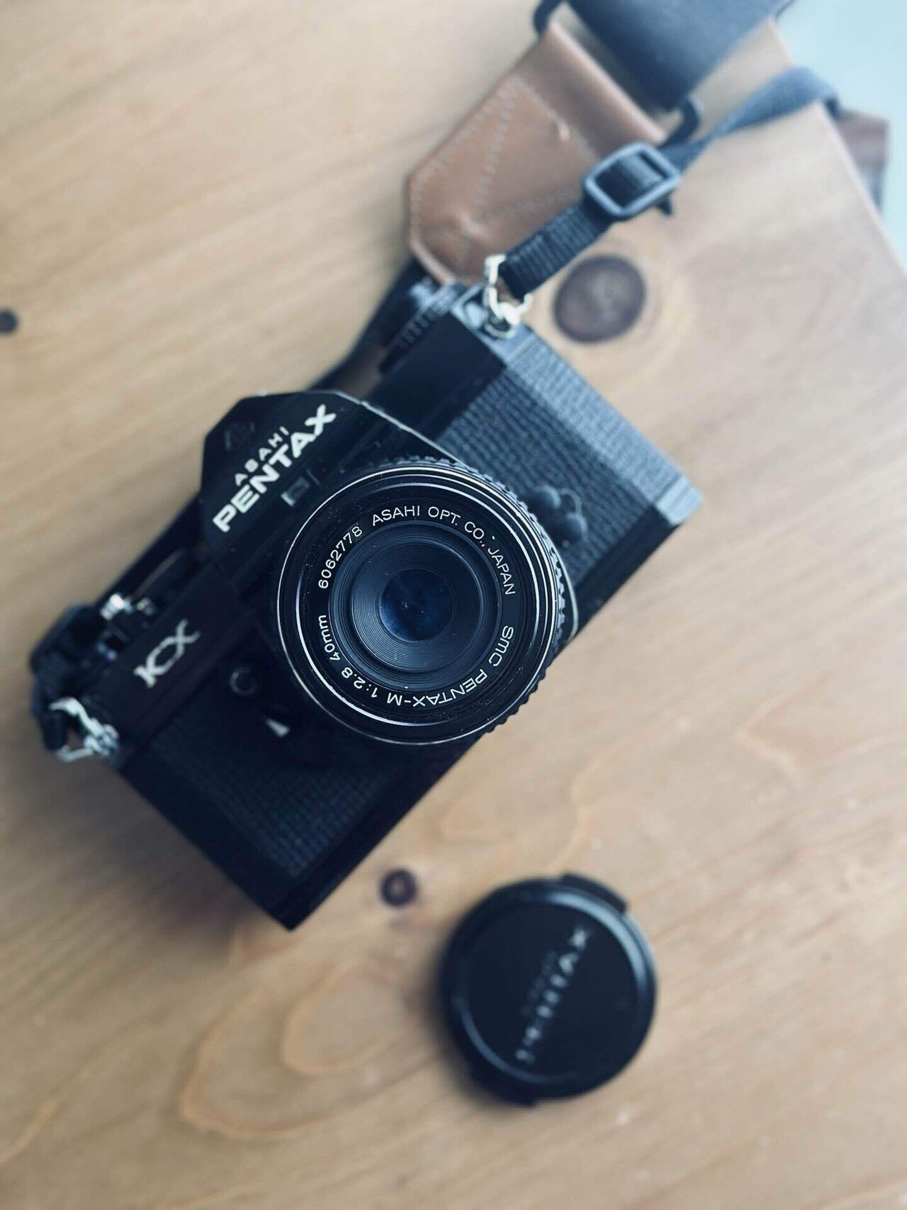 身につけて街に出かけたくなるパンケーキレンズ｜SMC PENTAX-M 40mm F2