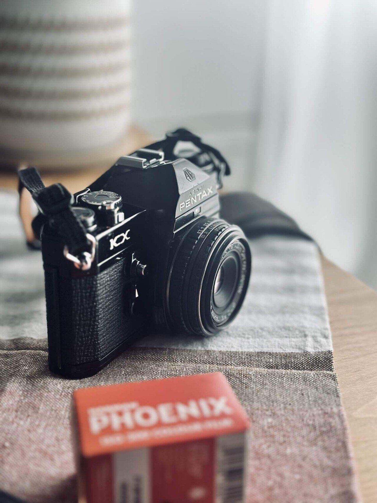 身につけて街に出かけたくなるパンケーキレンズ｜SMC PENTAX-M 40mm F2