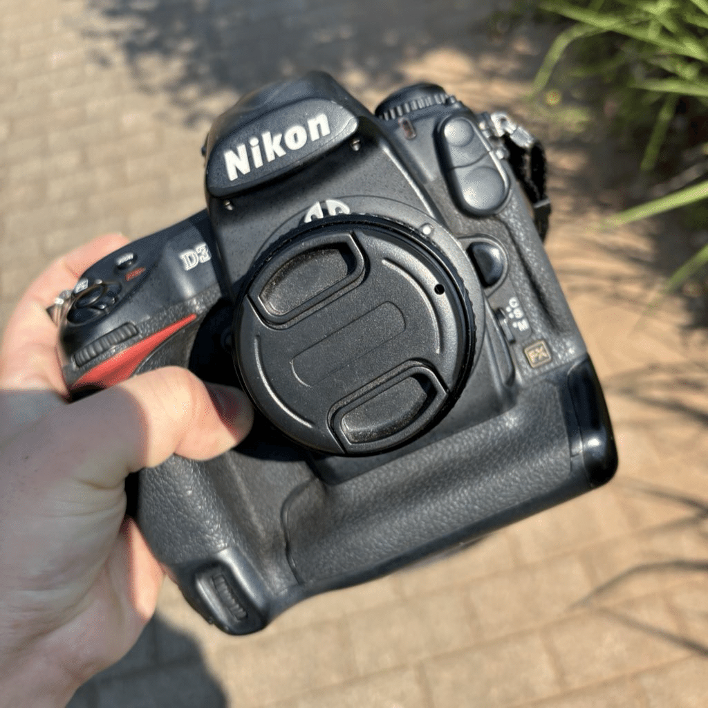 うちのNikon D3のシャッター回数は約150万回らしい。｜けいふ