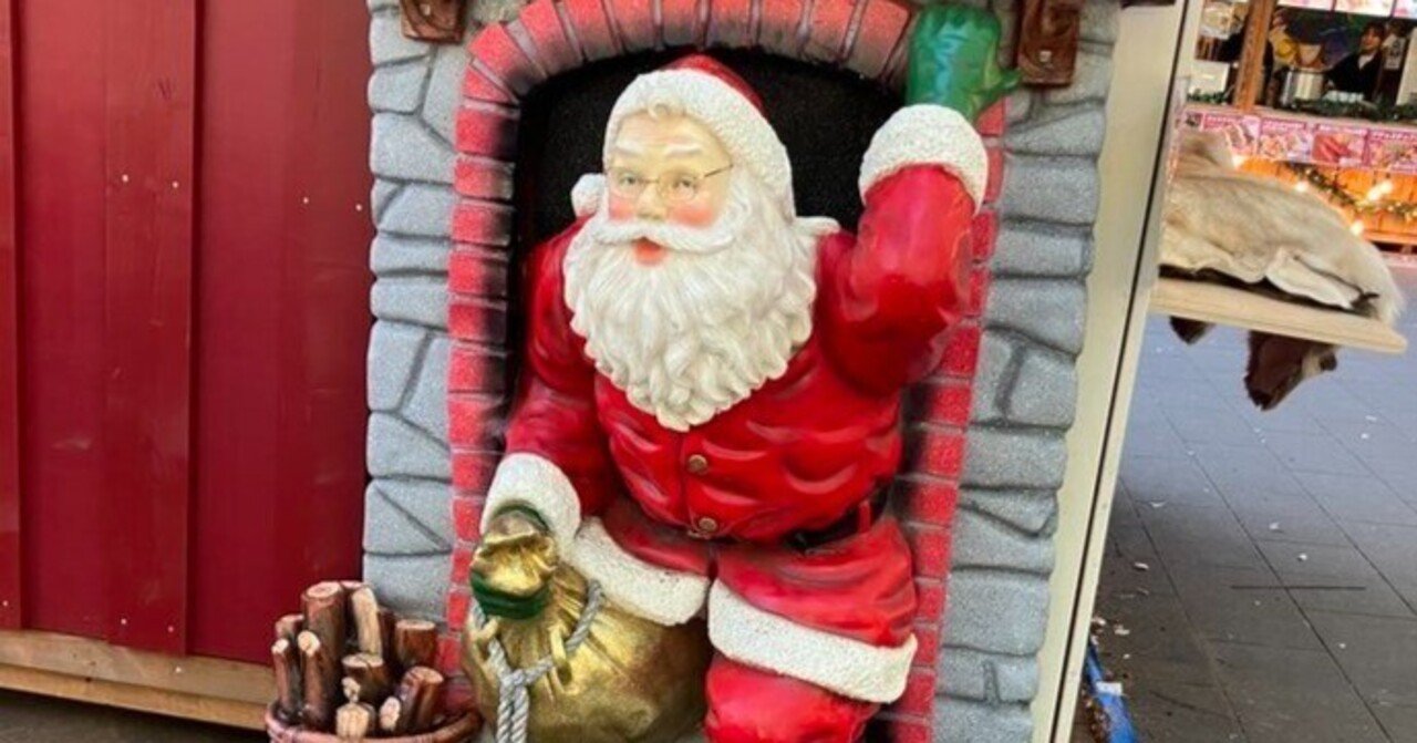 西郷さん、どこ？ サンタまみれの上野公園 昼の部｜多利田くみ Tarita Kumi