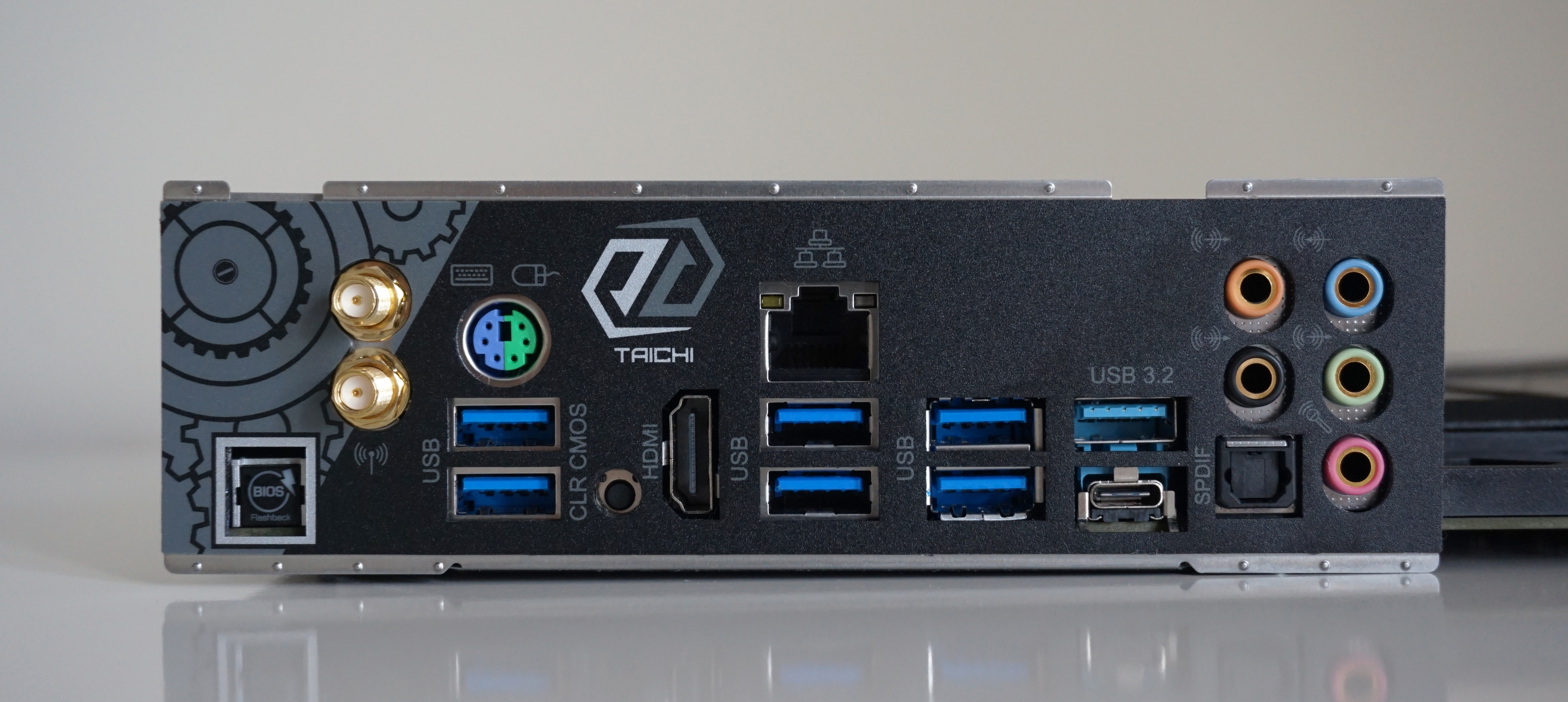 AsRock X570 Taichi review | Rock Paper Shotgun