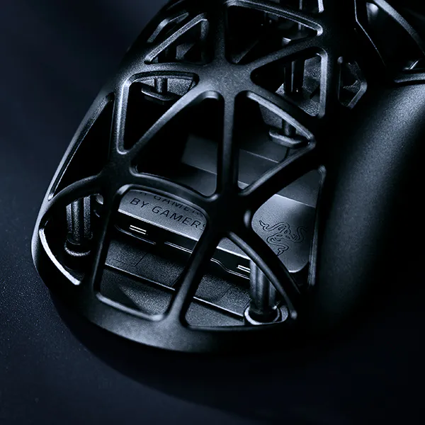 ハイエンドワイヤレスゲーミングマウス – Razer Viper Mini Signature