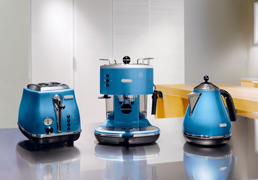 ケトル、トースター、エスプレッソマシン