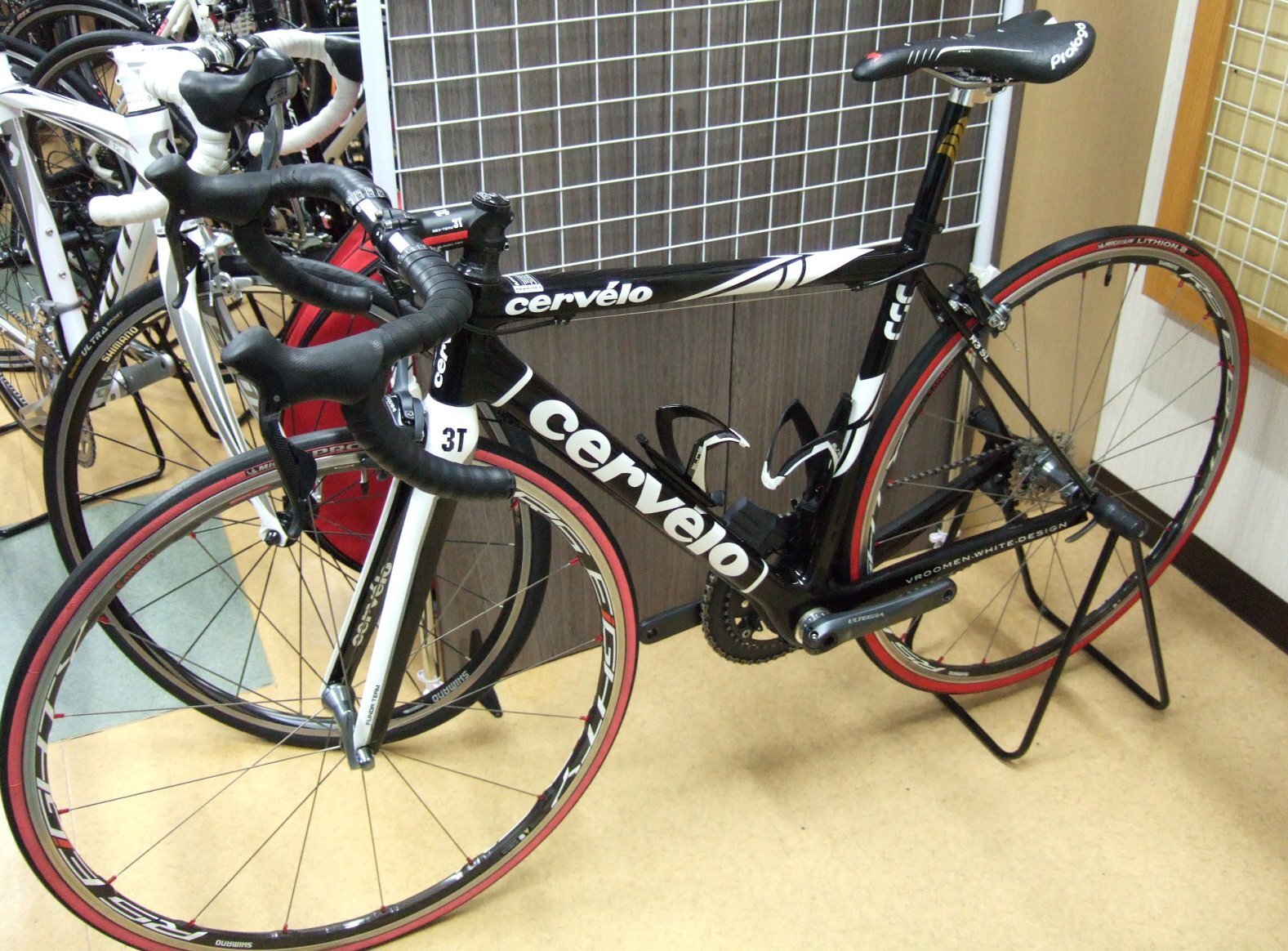 Cervelo R3-SL CSC ULTEGRA Di2 電動コンポ（サーヴェロ R3-SL