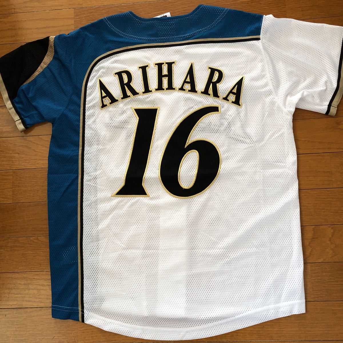 Yahoo!オークション - 日本ハムファイターズ 有原航平 #16 ユニフォー