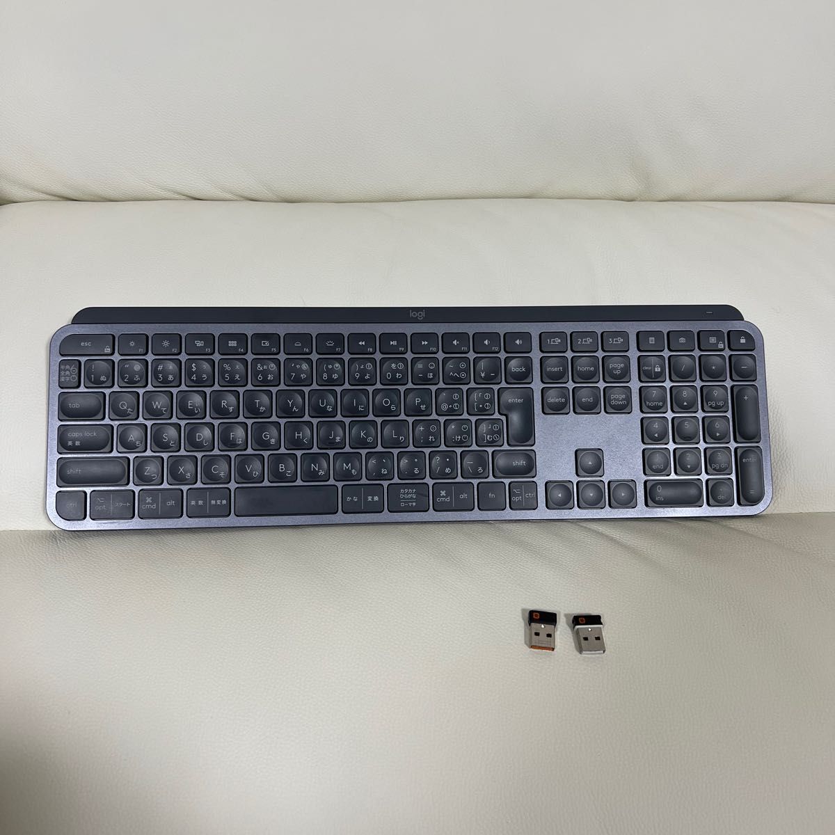 ロジクール アドバンスド ワイヤレスキーボード KX800 MX KEYS YR0073