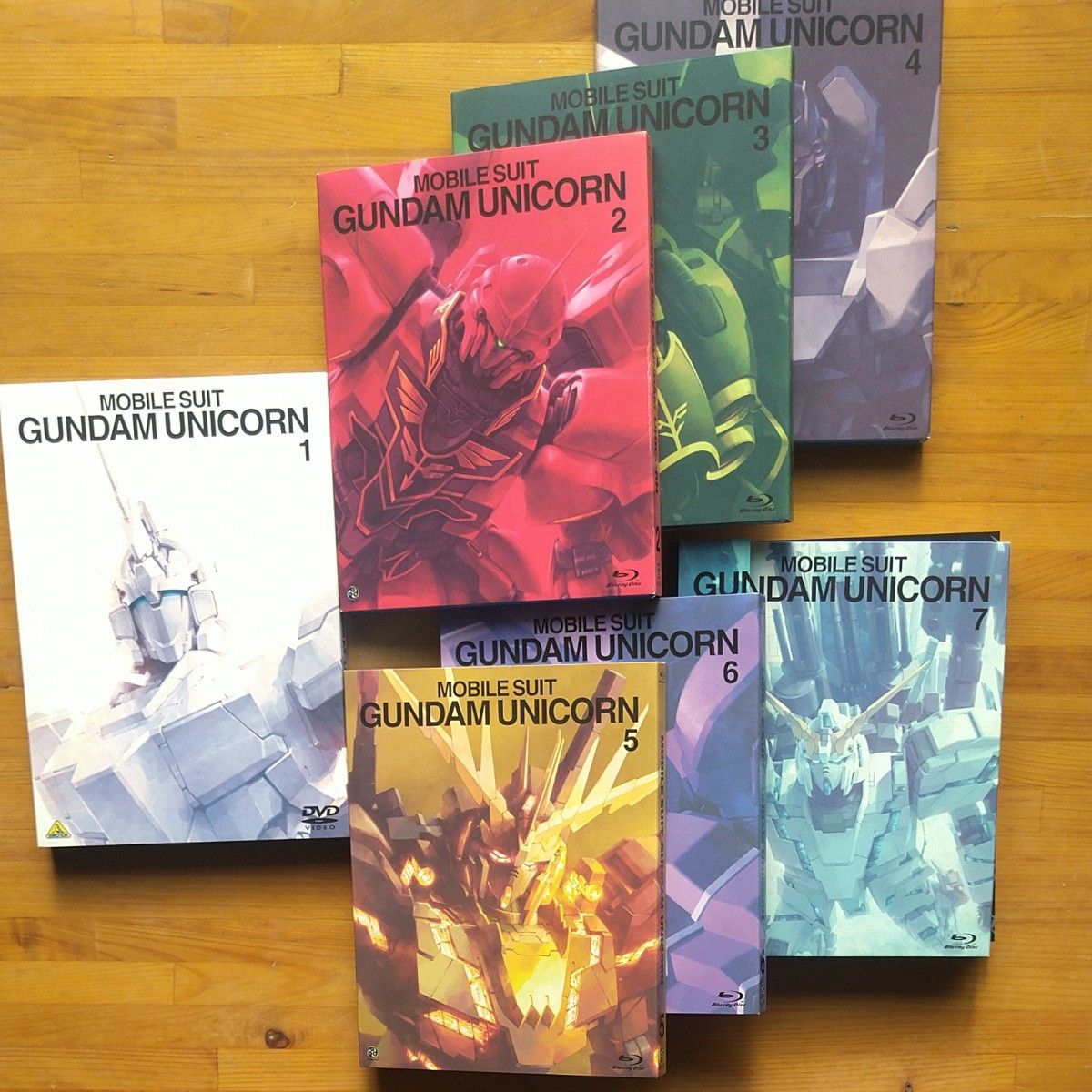 機動戦士ガンダムUC (ユニコーン) 全巻セット 〔Blu-ray 7巻は初回