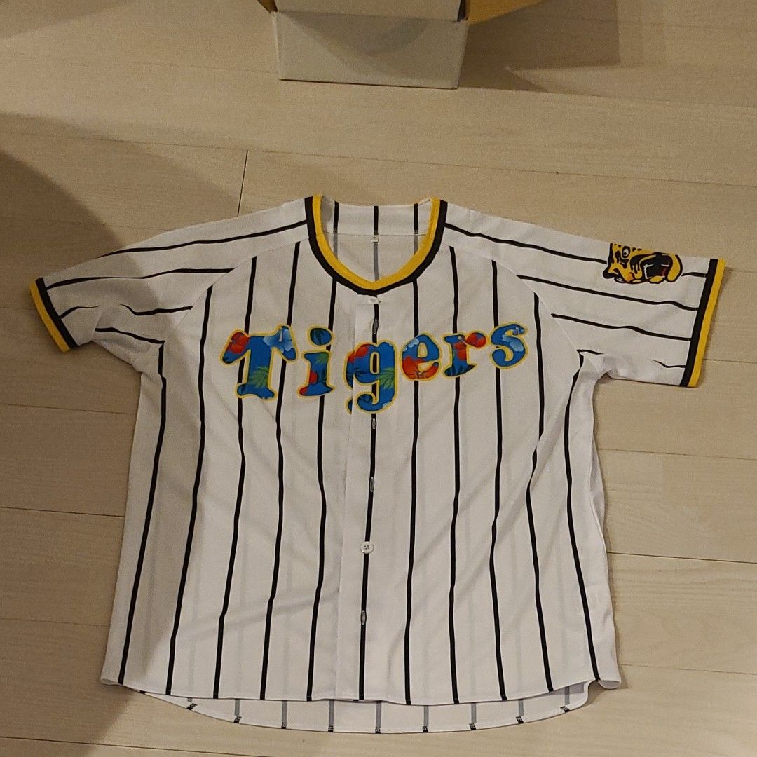 阪神 タイガース 沖縄キャンプ 宜野座 キャンプ限定ユニフォーム 背
