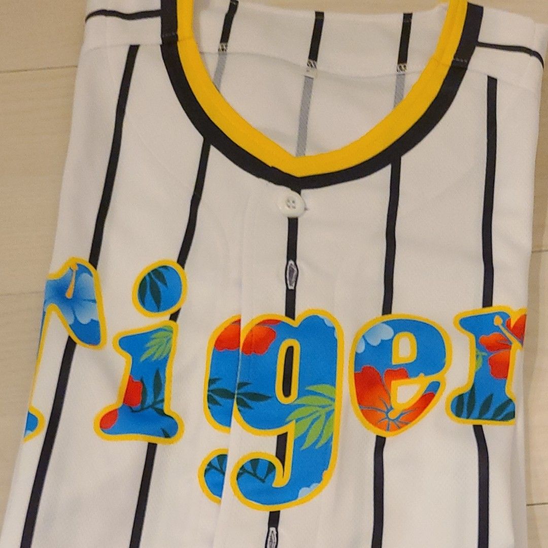 阪神 タイガース 沖縄キャンプ 宜野座 キャンプ限定ユニフォーム 背