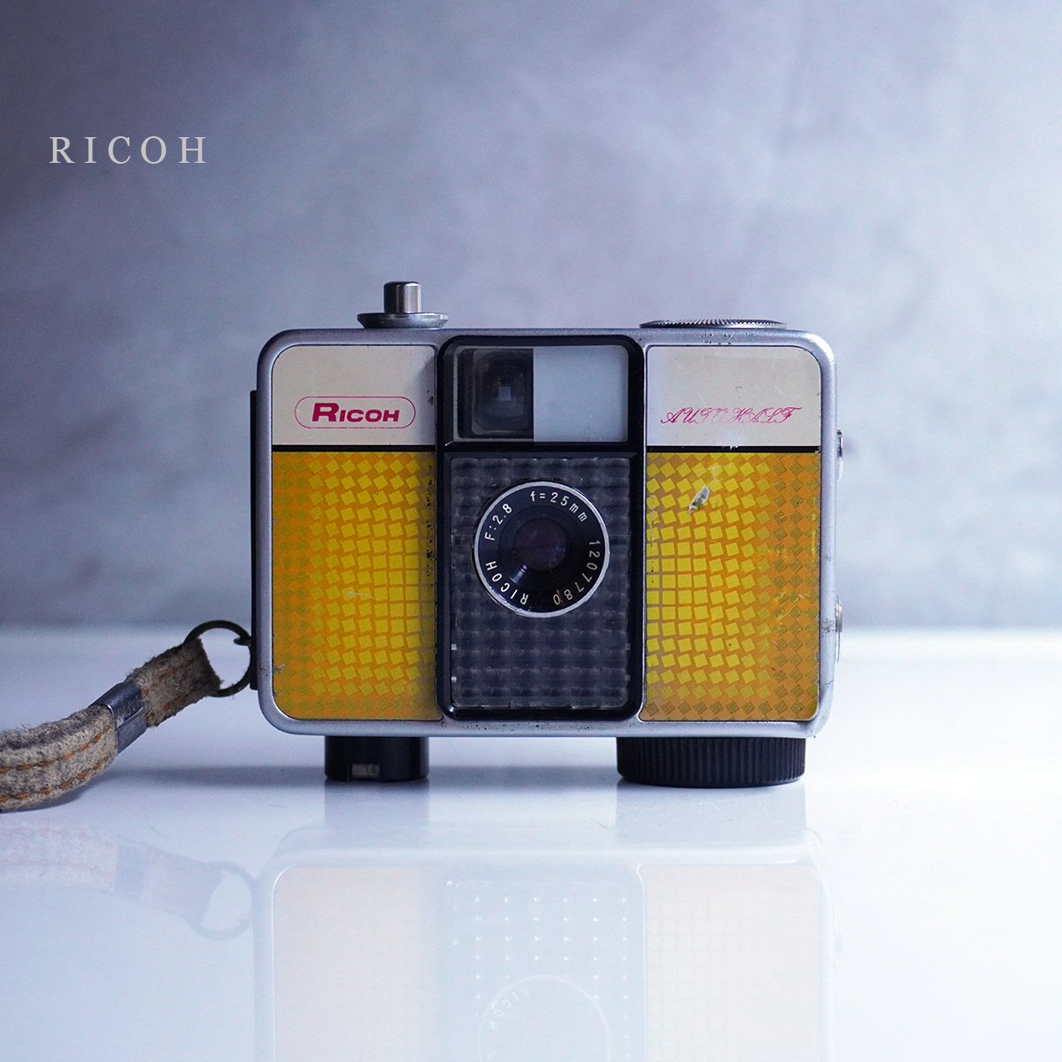 Yahoo!オークション - 希少 レア リコー RICOH オート ハーフ E イエロ