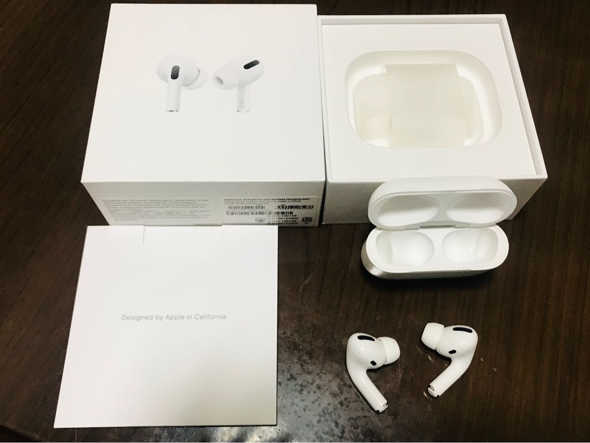 Apple AirPods Pro Apple純正 MagSafe充電ケース付き ケーブルは未使用