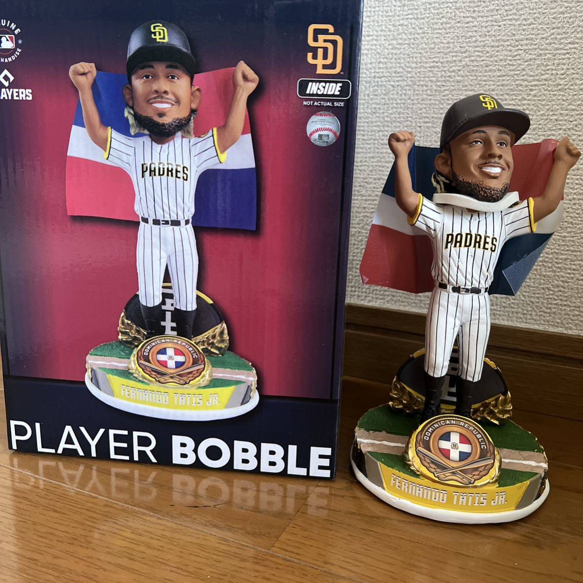 Yahoo!オークション - 144個限定 タティスJr ドミニカ国旗 ボブルヘッ