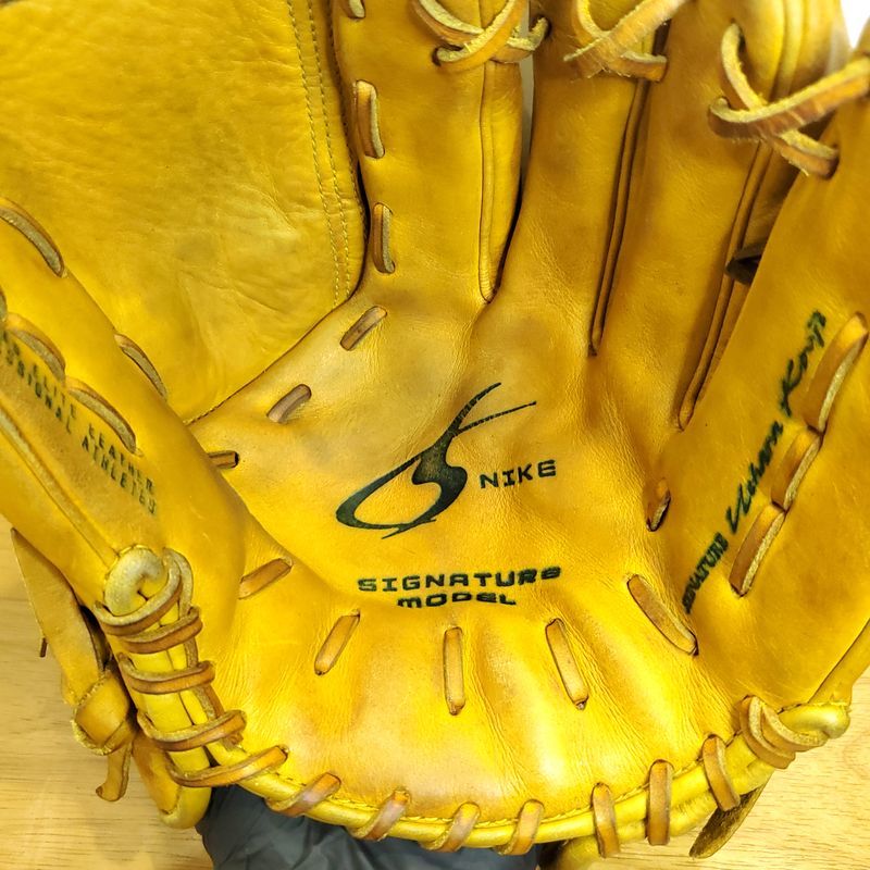 NIKE 上原浩治モデル シグネチャー シルエットデザイン ナイキ 一般用