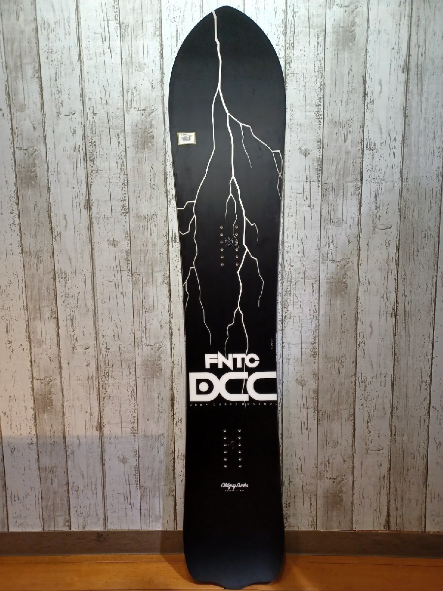 Yahoo!オークション - 中古美品 22-23 FNTC DCC 153cm スノーボード
