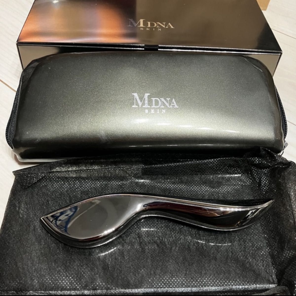 MDNA SKIN マグネティックフロー リファ マドンナ 美容機器｜Yahoo