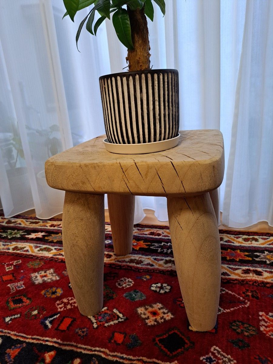 セヌフォスツール風 一本彫り 木製スツール 特注品 テーブル 椅子 家具