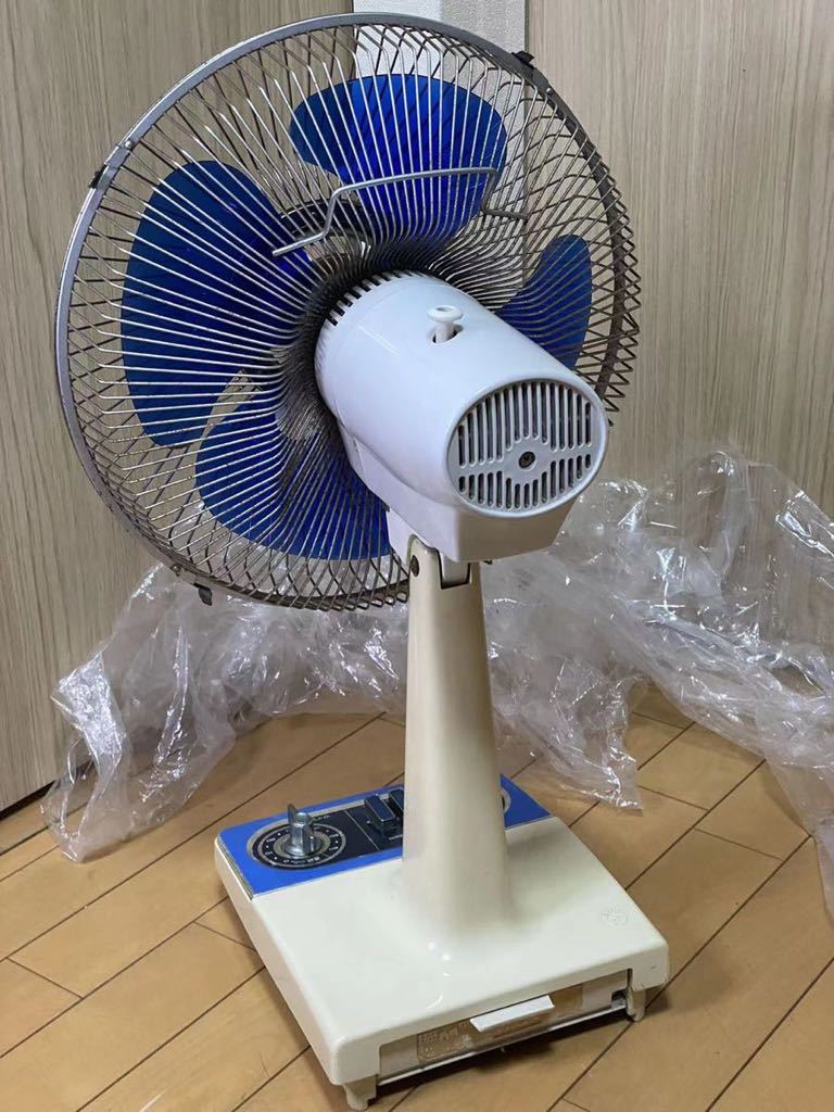 送料無料（動作品）昭和レトロ お座敷扇 TOSHIBA 東芝 4枚羽 扇風機