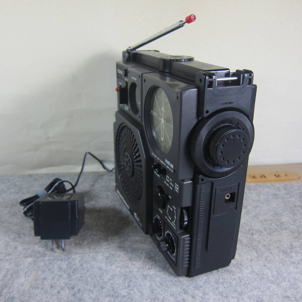 National クーガno 7 RF-877 FM/MW/SW3バンド 電源表示付 AC/DC