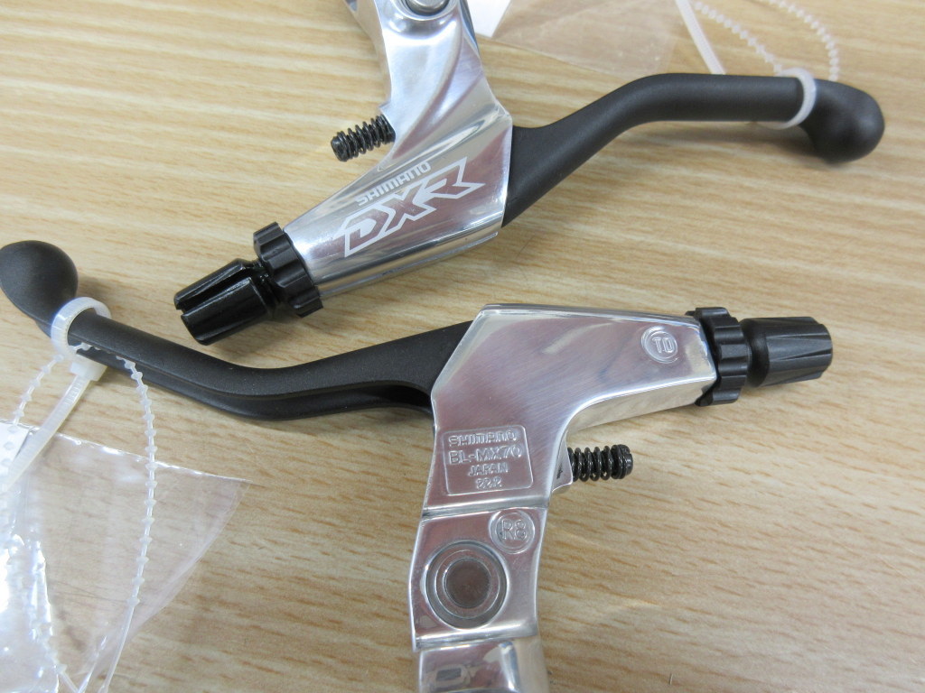 シマノ BL-MX70・DXR シルバー/ブラック 左右セット Vブレーキ用