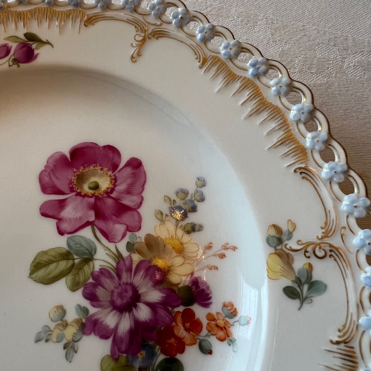 ドイツ】美品 KPM 透かし皿 勿忘草 紫のフラワーブーケ 飾皿｜Yahoo