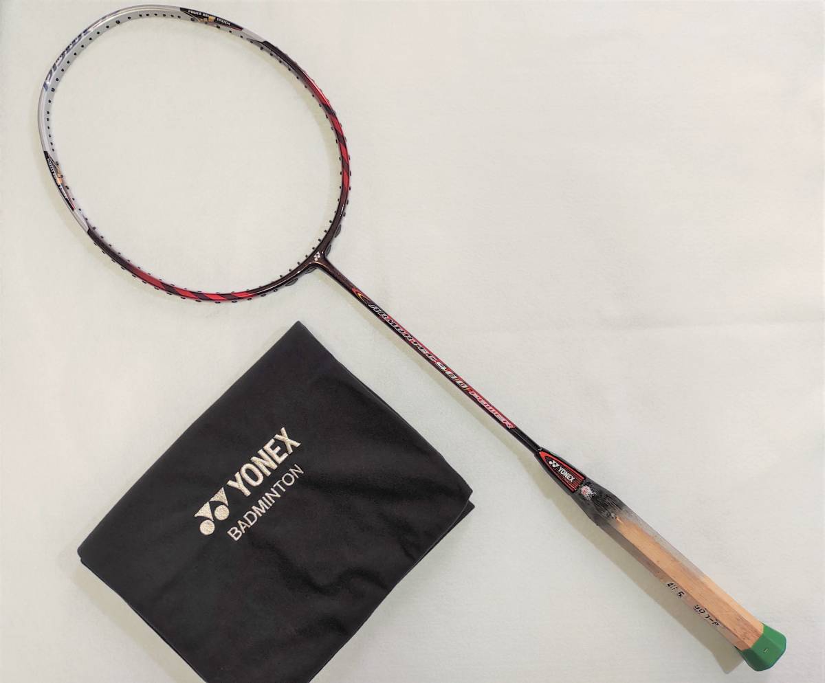 Yahoo!オークション - 美品 YONEX ARMORTEC 900 POWER 4U5 アーマーテ