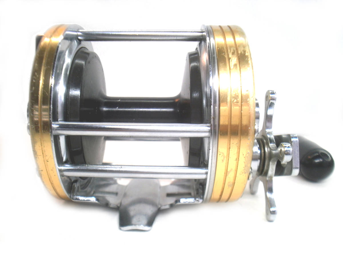 即決特価 ダイワ シーライン SEALINE 300 整備済み 左ハンドルでの出荷