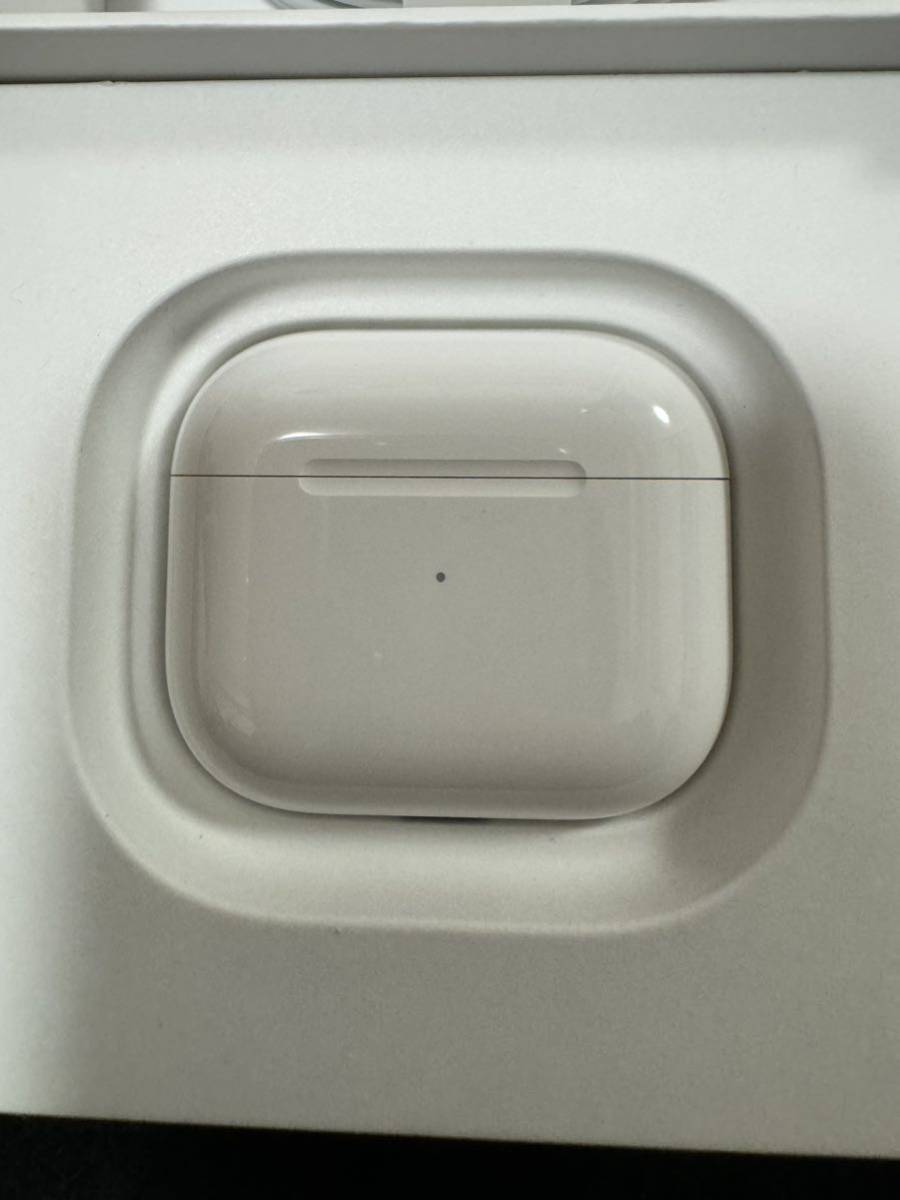Apple純正 AirPods 第3世代 MME73J/A 充電ケース＋lightening USB-C