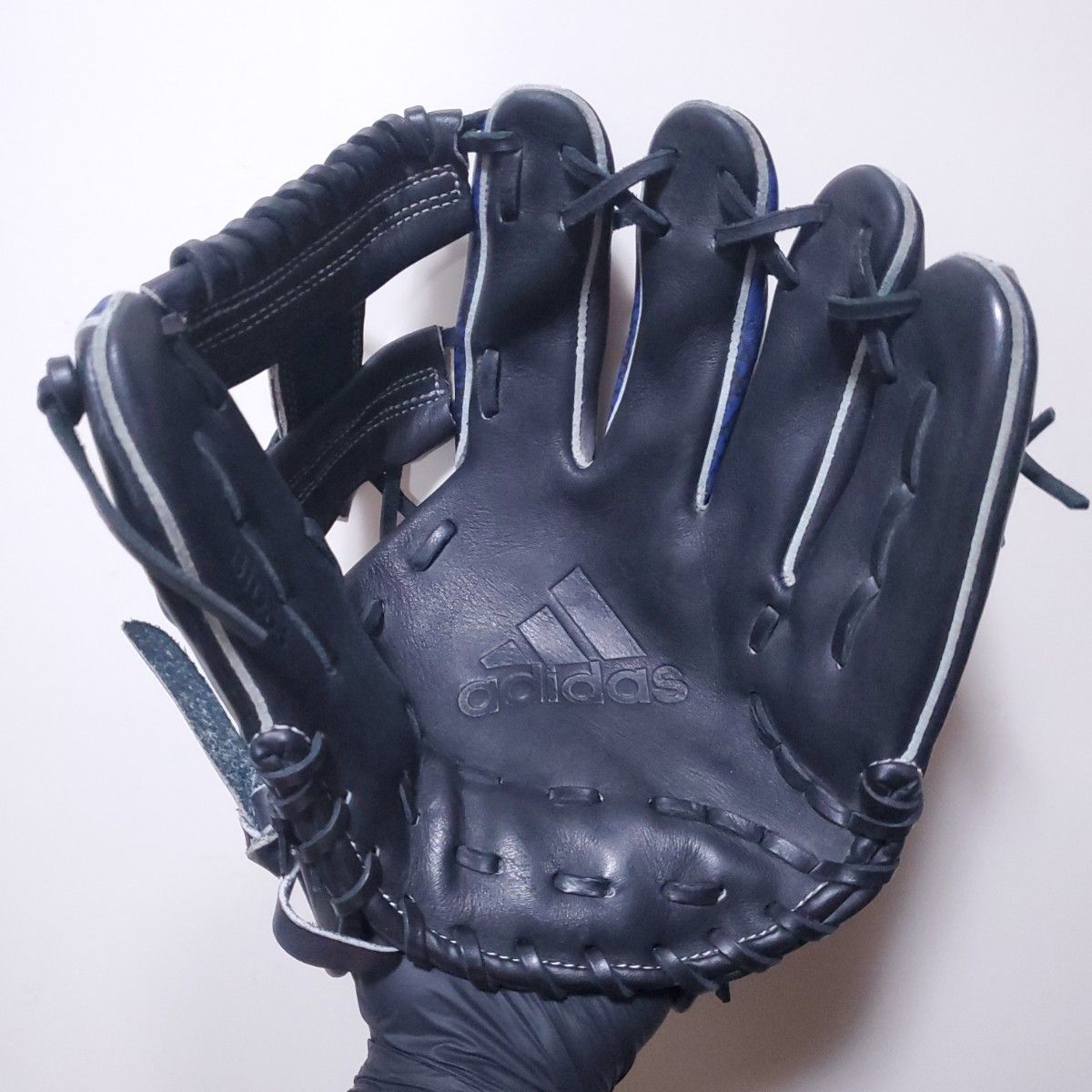 アディダス 一般軟式 内野手用グラブ ADIDAS グラフィックレザー 大人