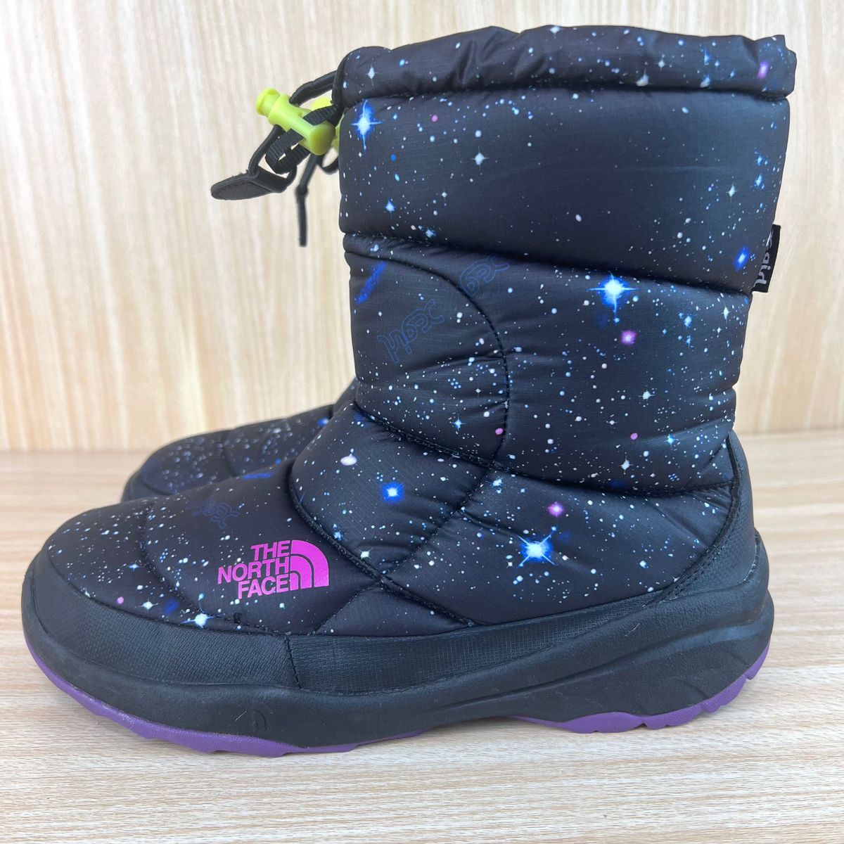 希少】ノースフェイス × エックスガール ヌプシブーティ NUPSTSE