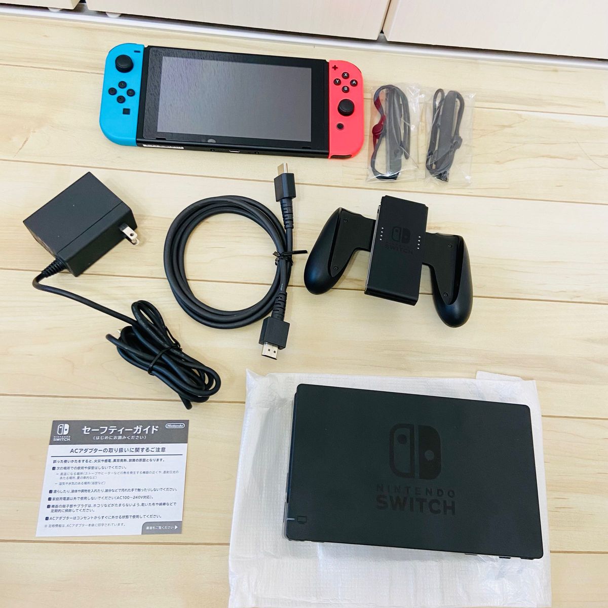 未使用に近い】2022年9月購入 バッテリー強化版 任天堂 NINTENDO