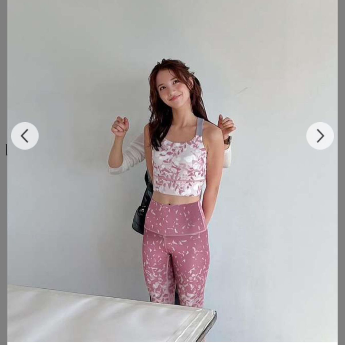 新品 【SUKALA】リーフバッククロスブラトップ M スモークピンク