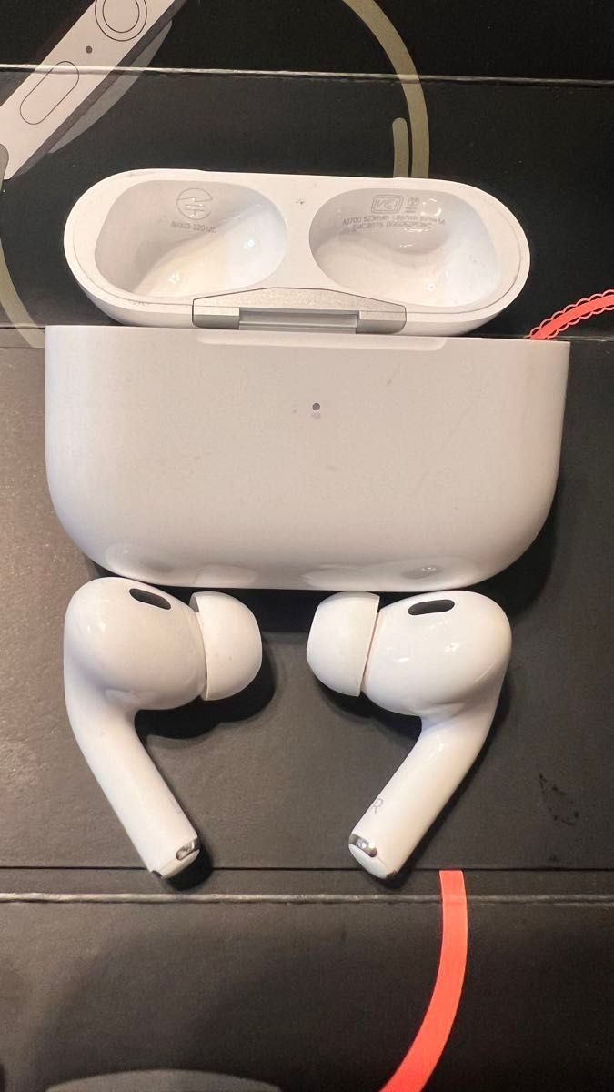 正規超美品 保証付 Apple AirPods Pro 第2世代 MQD83J/A 新品専用透明