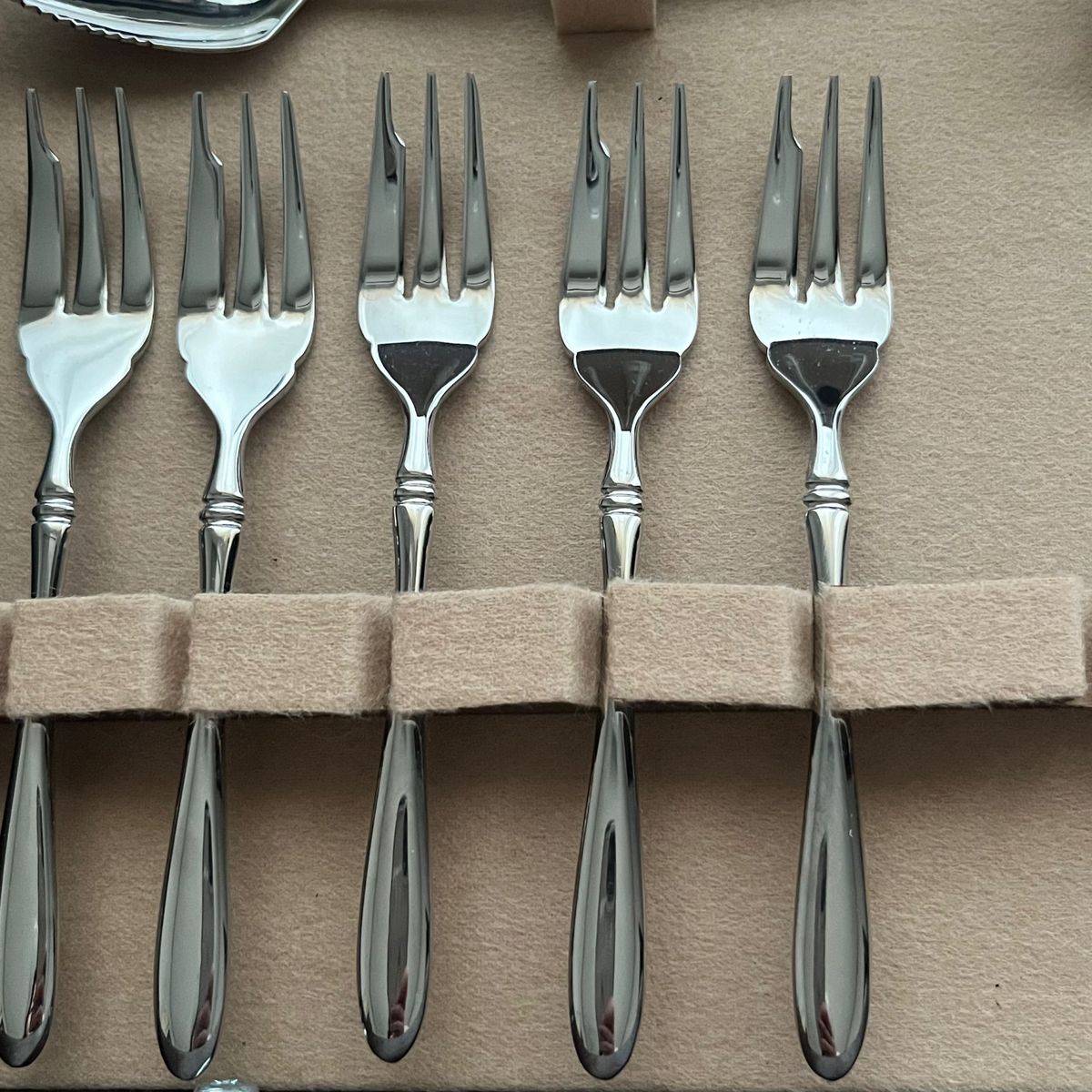 アズマ インペリアル 18-18 ディナーカトラリーセット 54本｜Yahoo