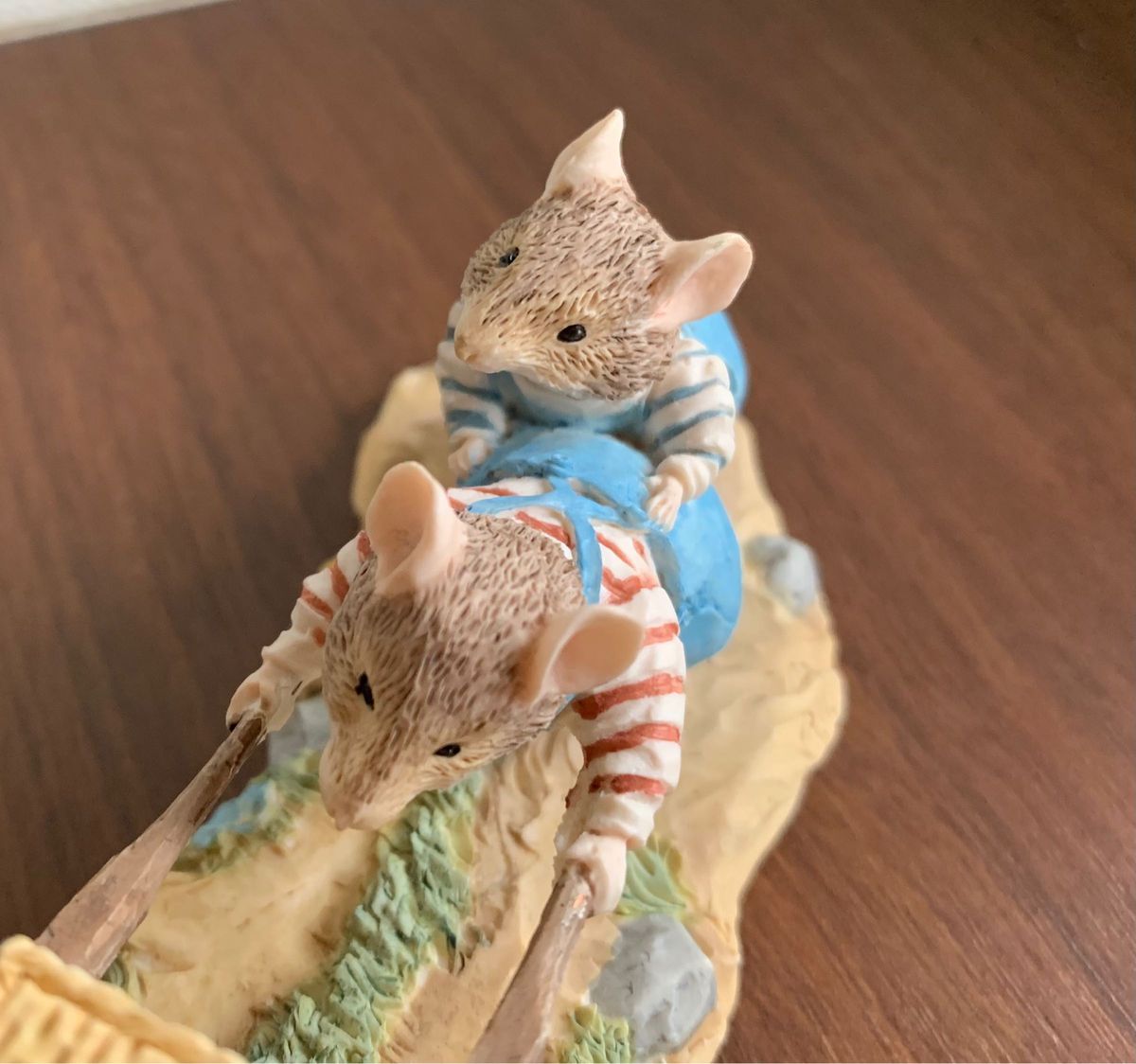 ウィルフレッドとティーゼル ブランブリーヘッジ フィギュリン 置物