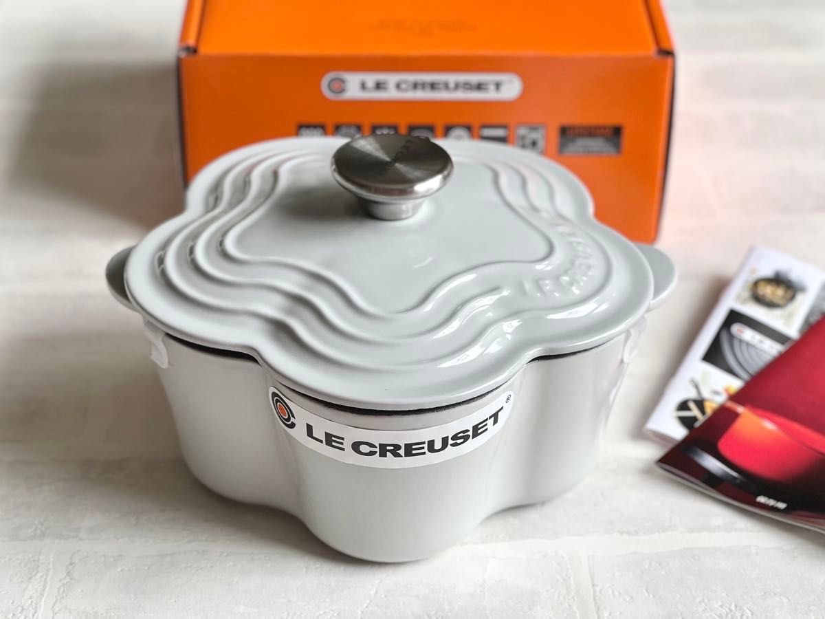 新品 LE CREUSET ルクルーゼ ココット・フルール 20cm ベイパー｜Yahoo