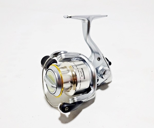 Yahoo!オークション - シマノ センシライトMg 1500 スピニング 磯釣り