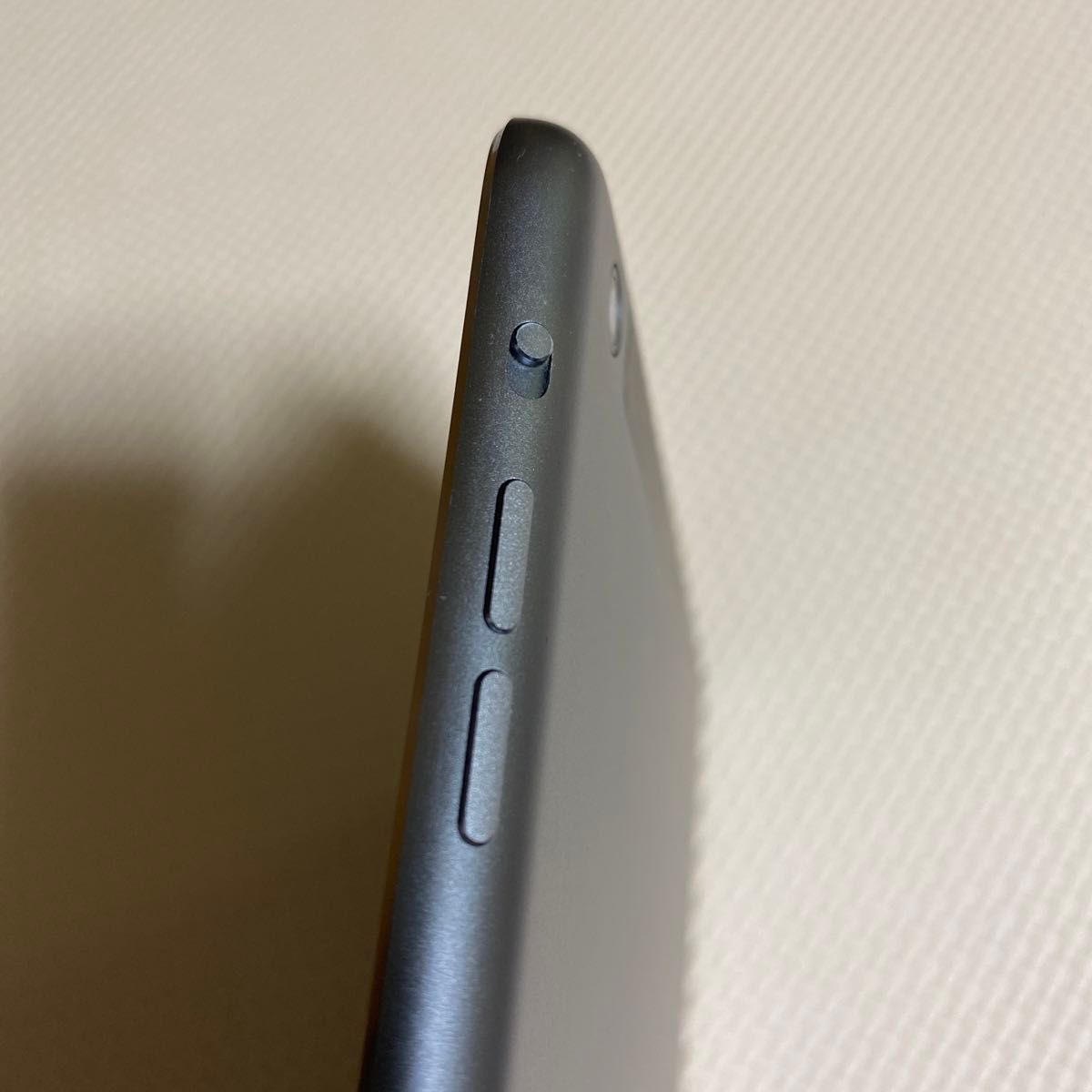 iPad Air Wi-Fi+Cellular 64GB スペースグレイ MD793JA/A A1475 ケース