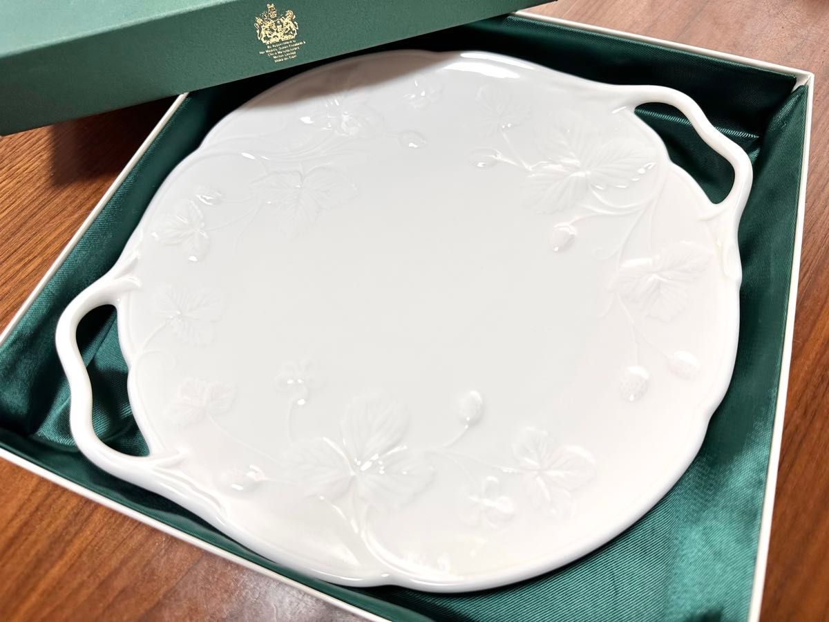 MINTON ミントン ヴィクトリアストロベリー ホワイト B&Bプレート