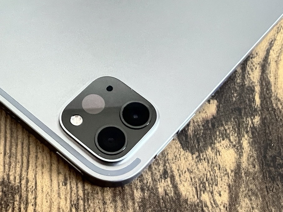 中古美品 iPad Pro 11インチ 第4世代 Wi-Fi 128GB 2022年秋モデル