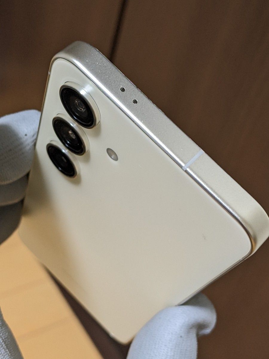 ほぼ新品 サムスン Galaxy S24 256GB SIMフリー [アンバー イエロー