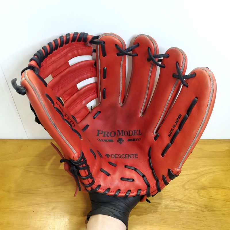 デサント 日本製 新庄剛志モデル シルエットデザイン 外野用 軟式