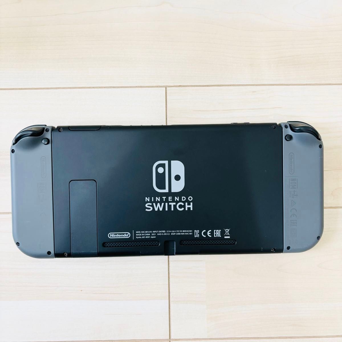未使用に近い】バッテリー強化版 Nintendo Switch ニンテンドー