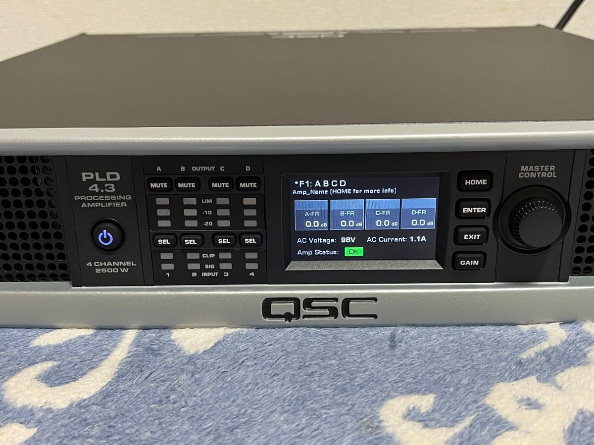 美品 QSC キューエスシー PLD4 3 4チャンネル パワーアンプ PA機器